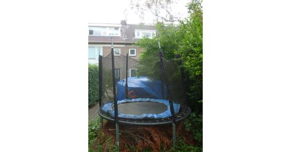 Trampoline voor in de tuin met net