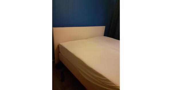 2p boxspring  180x200