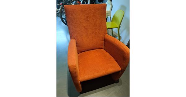 Keurige fauteuil,  kleur Rood/Oranje