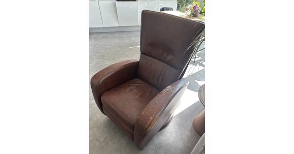 leren fauteuil met beensteun