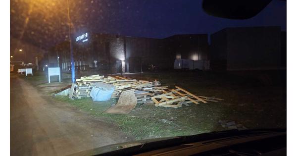 GRATIS PALLETS OP TE HALEN