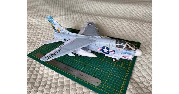 Kartonmodel Chance-Vought Corsair A-7 schaal 1:33