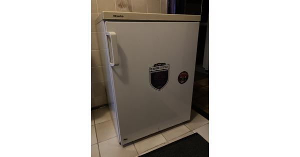 Witte tafelmodel koelkast