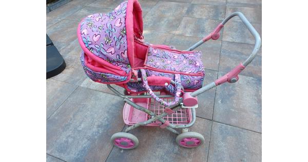 Poppenwagen