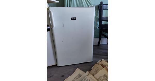 Koelkast met vriesvakje 82 cm