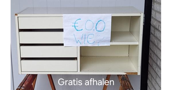IKEA ladenkast met 4 laden, 1 legplank.