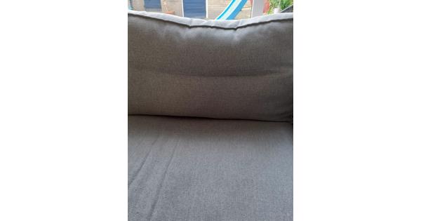 Bank207 cm bij 97 cm (zitdiepte 60 cm)