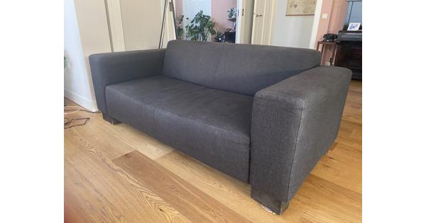 2x antraciet grijze bank