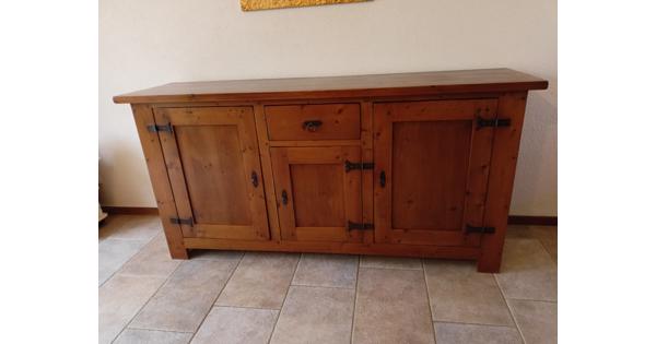 Gratis dressoir, tv kast en kleine kast