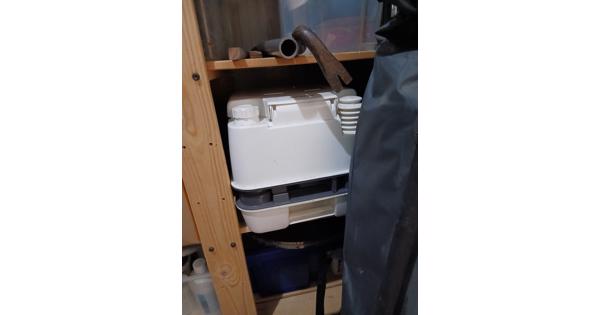Camping toilet