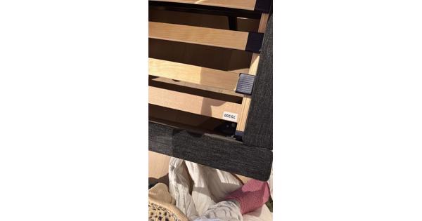 Bed 140 X 200