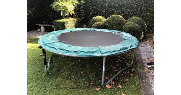 Trampoline plus net