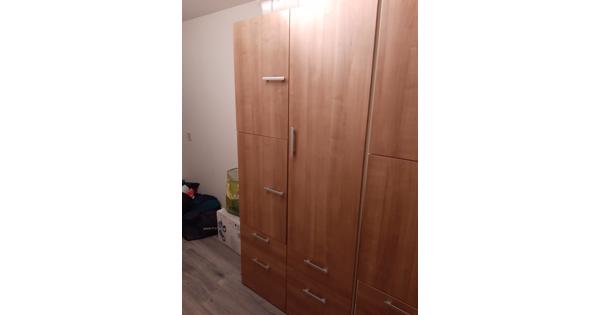 Ruime beuken opbergkast