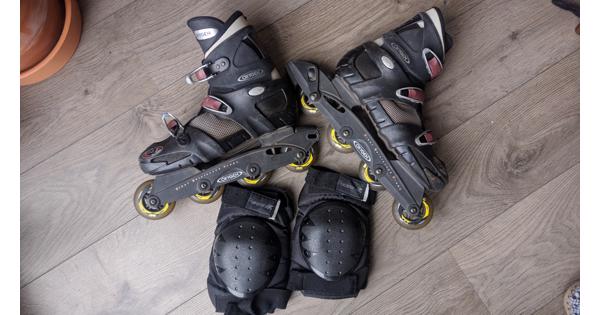 Skates en kniebeschermers