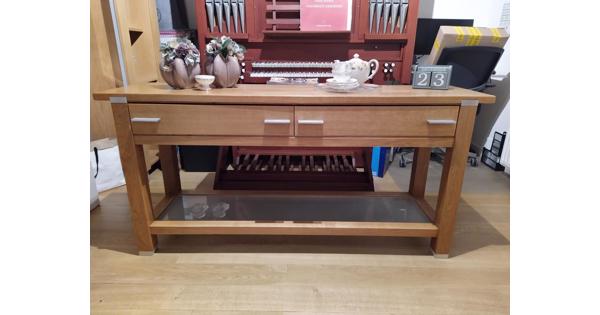 Mooie eikenhouten sidetable, eventueel met 2 boekenkasten