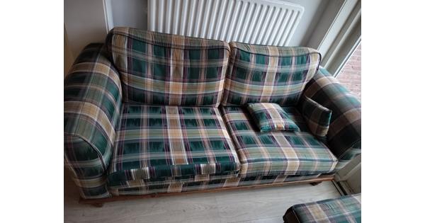 Bank met losse voetensteun 