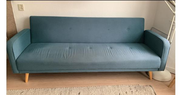Slaapbank chou blauw made weinig gebruikt