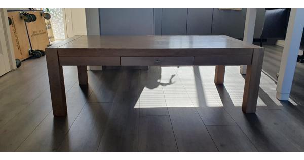 Zware houten salon tafel