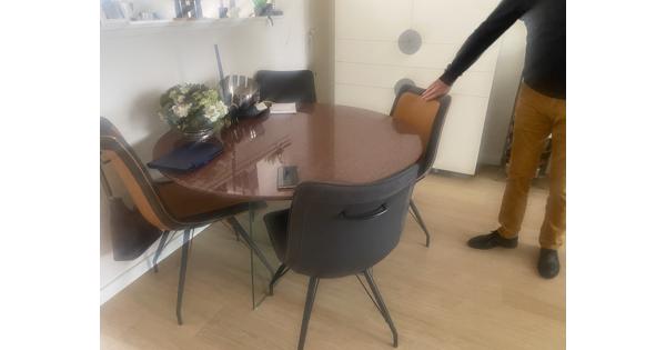 Graniet ronde tafel Bordeaux rood