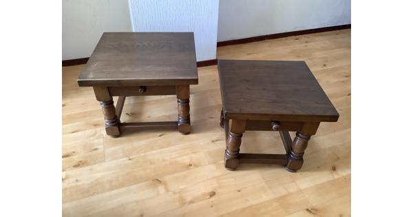 Bijzet tafel (2x)