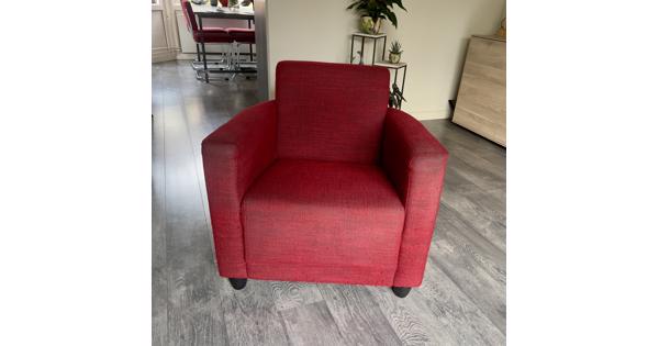 Rode fauteuil van Sanders Wonen