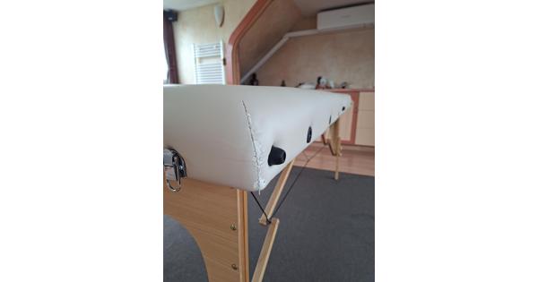 cremekleurige massagetafel 1,95 x 80cm