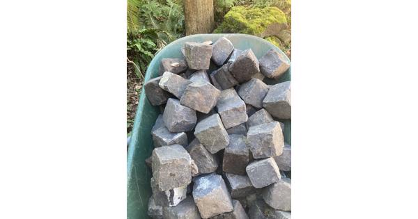 Basaltsteentjes 150 stuks