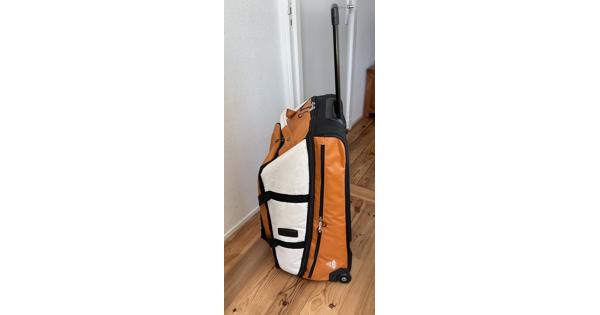 Reistrolley met 2 wielen.