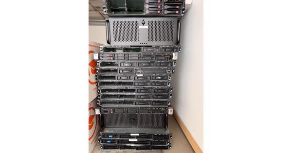 grote hoeveelheid HP servers