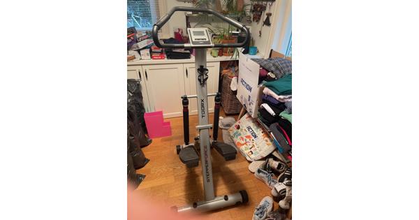 Crosstrainer fitness apparaat