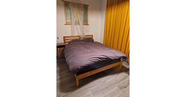 Ikea bed 150x210