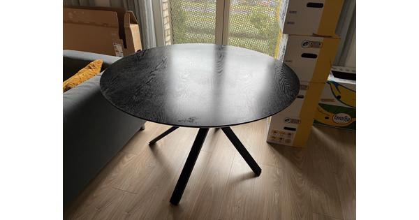 Zwarte ronde eettafel Ronsi Antionette