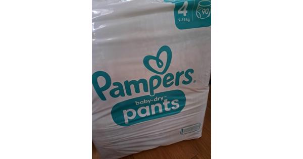 Luierbroekjes pampers baby dry pants Mt4 