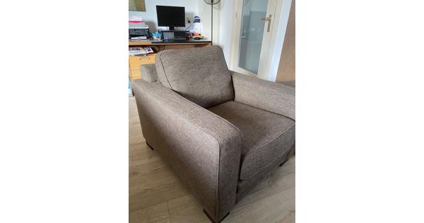 Mooie fauteuil plus hocker