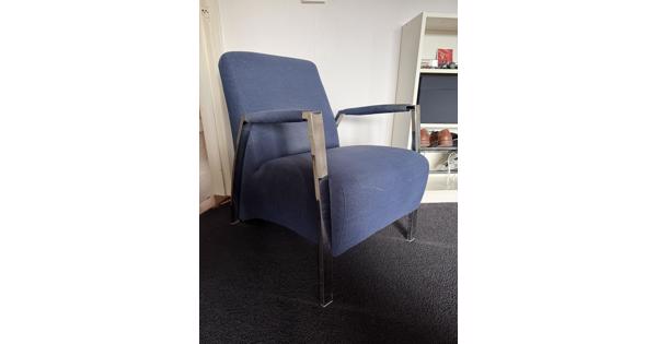 Mooie fauteuil met stalen frame (INHOUSE Grandola)