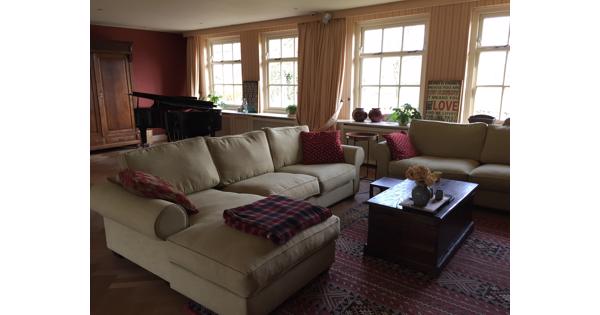 Twee mooie grote banken