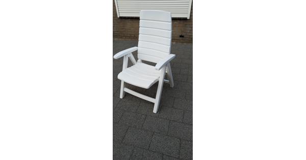 4 witte Hartman verstelbare tuinstoelen