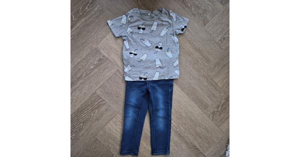 Kledingpakketje jongen maat 92