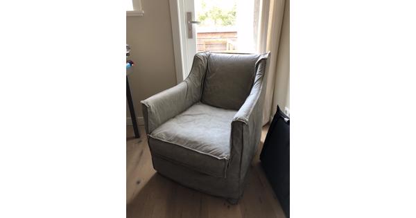 Beige / taupe kleurige smalle fauteuil 