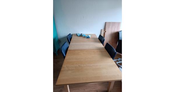 Ikea Bjursta uitschuifbare tafel