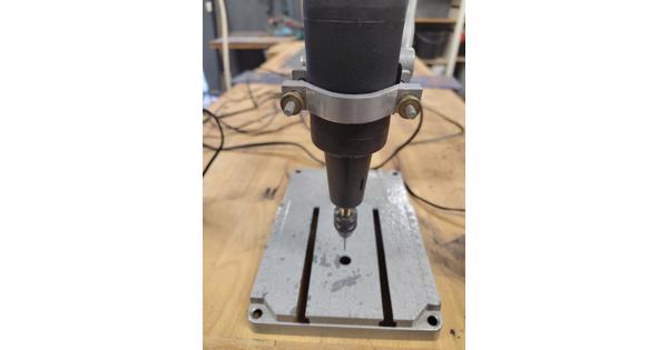 Kleine kolomboor voor o.a. printplaten