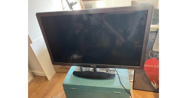 Philips 40 inch LED TV