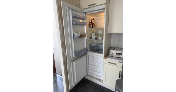 Inbouw koelkast/vriezer - afzuigkap- gasfornuis/oven