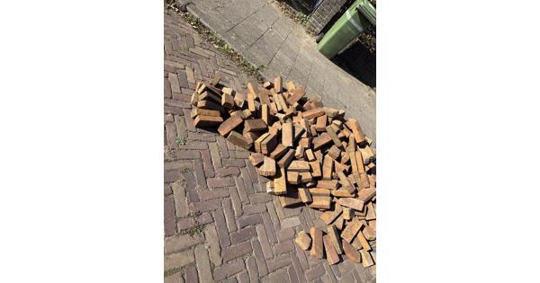 Rode klinkers getrommeld
