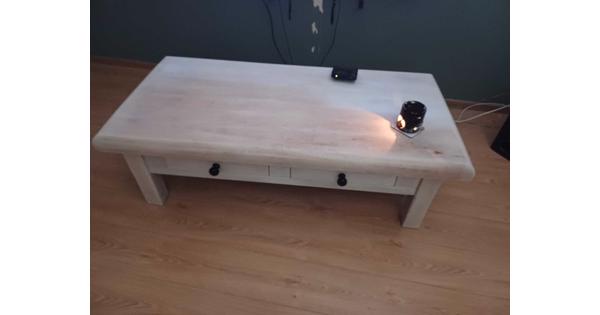 Mooie Eiken Salontafel met lades