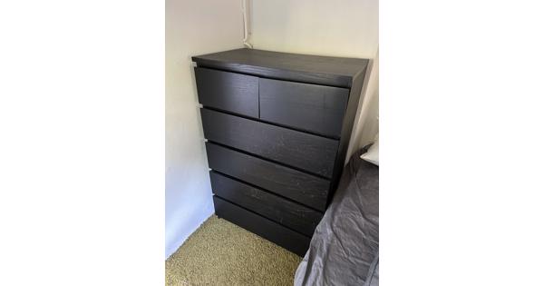 IKEA lade zwart