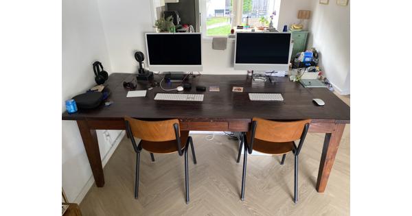 Houten eettafel Danswijk