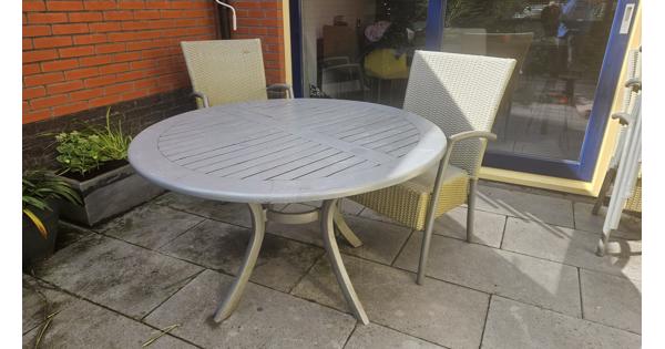 Tuinset 6 stoelen met  ronde tafel