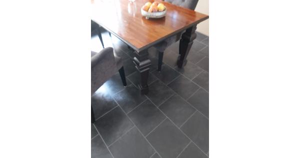 Eettafel van 1m90 x 1m