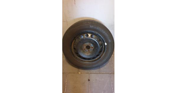 4 16 inch velgen met banden 5x100 golf vw audi seat